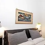 Houspitality Caesar Bed & Breakfast
