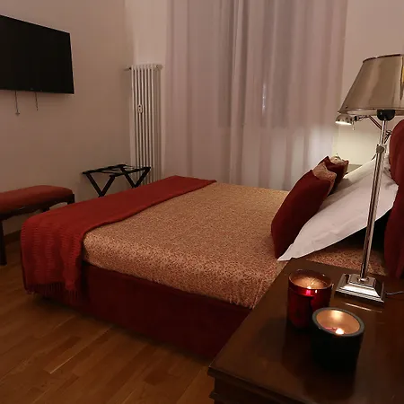 Houspitality Caesar לינה וארוחת בוקר