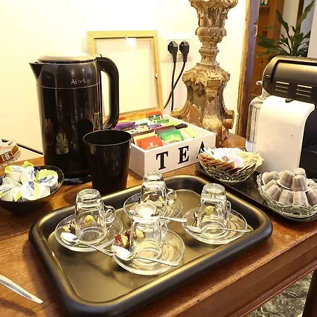 هاوسبيتاليتي سيزار بيد آند بريكفاست فندق مبيت وإفطار 3*