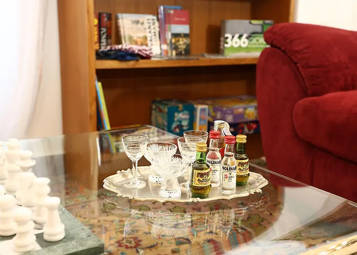 Houspitality Caesar Bed & Breakfast