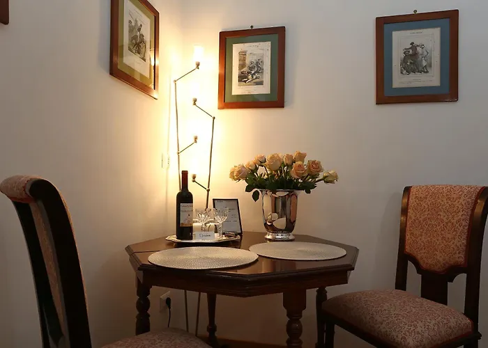 Alojamento de Acomodação e Pequeno-almoço Houspitality Caesar 4*